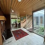 Grosszuegiges Architektenhaus In * Kronberg im Taunus