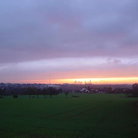 Grosszuegiges Architektenhaus In 别墅 *